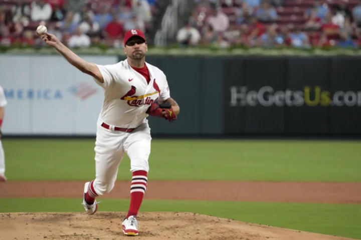 Wainwright gets 200th win as the Cardinals blank the Brewers 1-0