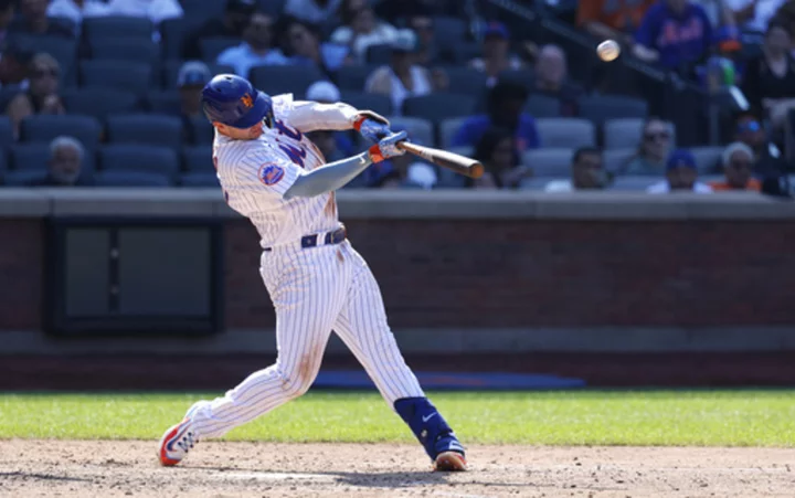 Alonso goes deep twice to reach 40 homers and 100 RBIs as Mets beat 1st-place Mariners 6-3