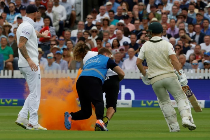 Climate activists disrupt second Ashes Test