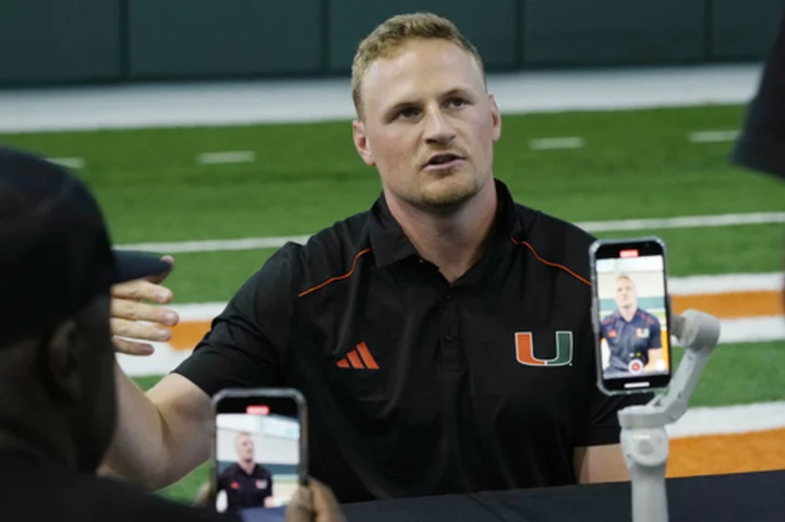 Van Dyke, Kinchens look to lead a Miami Hurricanes revival in 2023