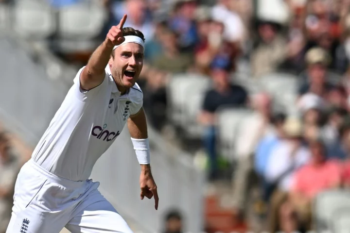 England's Broad joins 600 Test wicket club