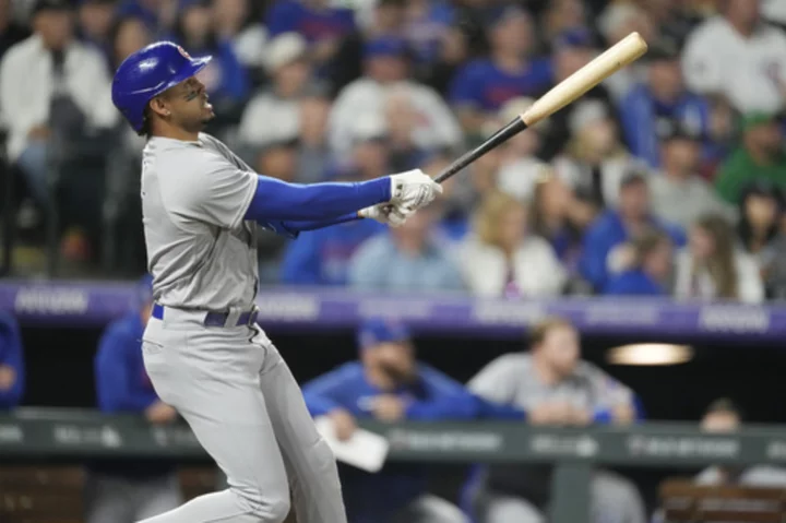 Yan Gomes gets key hit as Chicago Cubs top Colorado Rockies 5-4