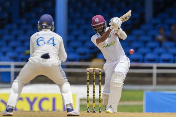 West Indies grinds out 3rd day in hope of draw with India