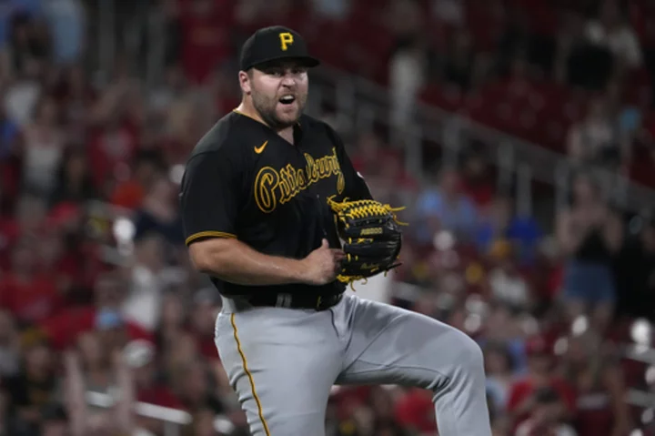 Josh Palacios's pinch hit home run in 9th lifts Pirates over Cardinals 7-6 for fifth straight win