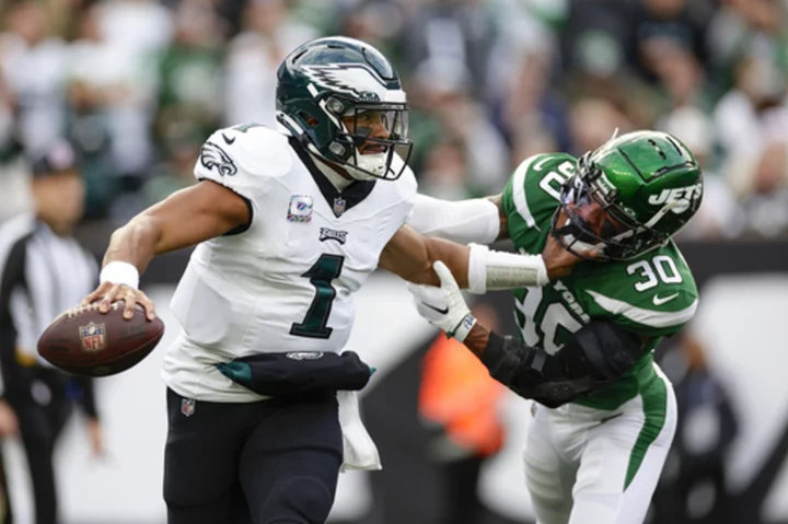 Eagles try to bounce back from first loss of season, rough effort from QB Jalen Hurts