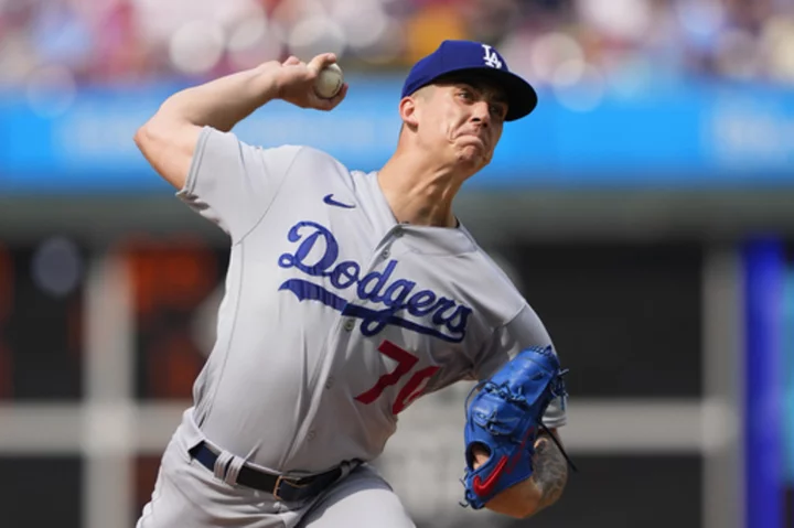 Martinez, Miller lead Dodgers past Phillies