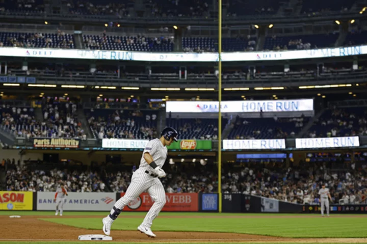 Domínguez's first Yankee Stadium homer, 3 hits lift Yanks over Tigers 4-3 and above .500