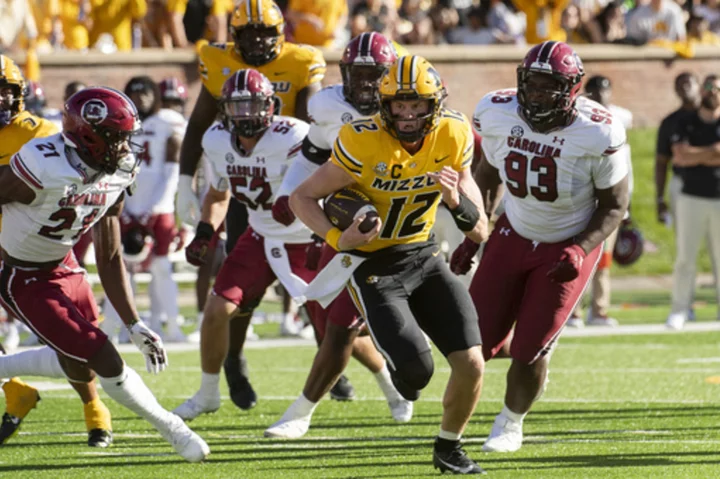 Cody Schrader runs for 159 yards, 2 TD to help No. 20 Missouri beat South Carolina 34-12