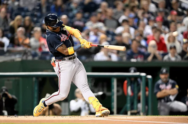 Barry Bonds congratulates Ronald Acuña Jr. on joining the 40-40 club