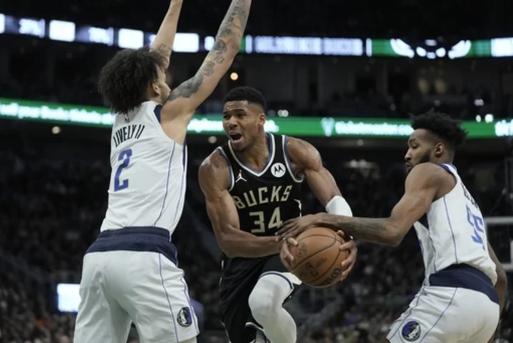 Antetokounmpo scores 40 as Bucks top Mavericks 132-125