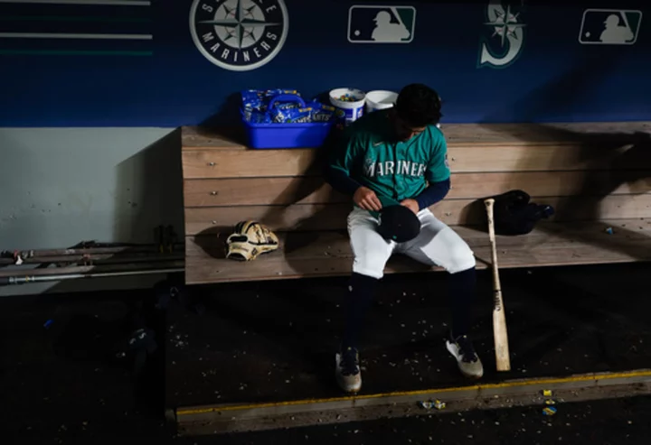 A year after ending playoff drought, Mariners left frustrated about falling short