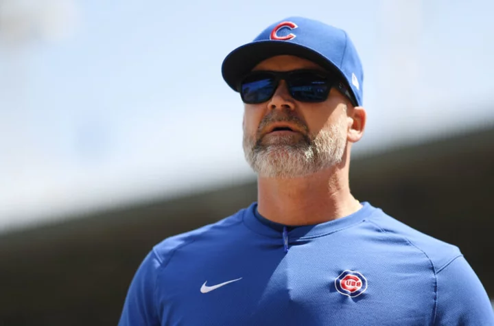 Cubs: Near no-hitter should be last straw for David Ross