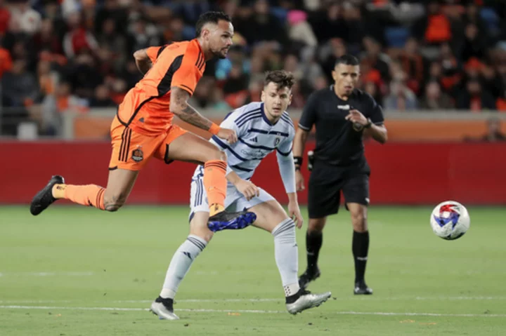 Dynamo blank Sporting KC 1-0 to advance to Western Conference Final