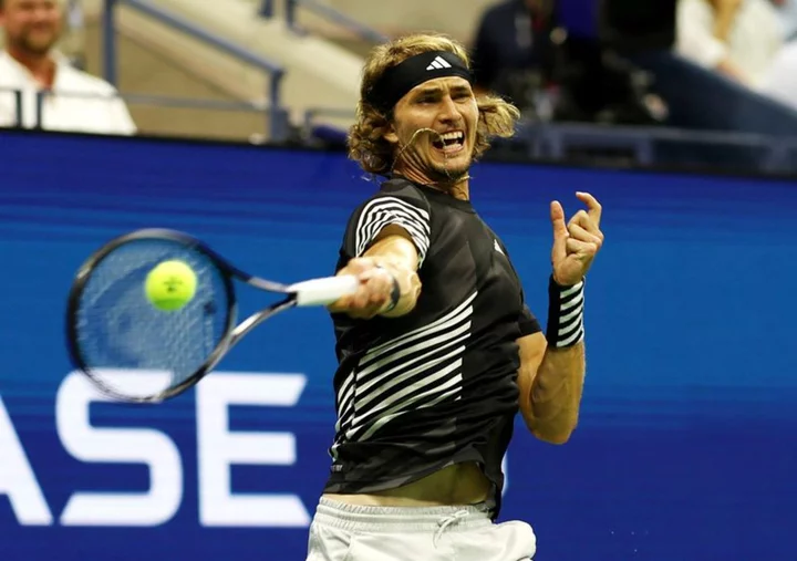 ATP roundup: Alexander Zverev advances at Chengdu Open