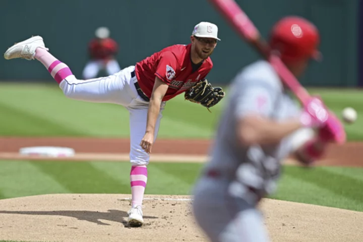 Naylor comes through again with 3-run homer, lifts Guardians over Angels 4-3