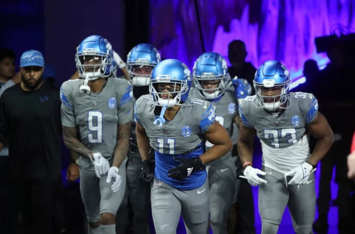 Detroit Lions get absolutely roasted for throwback Monday Night Football uniforms