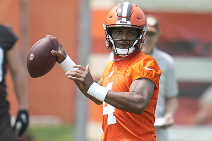 Browns QB Deshaun Watson expected to start Sunday at Indy after missing 2 games with shoulder injury