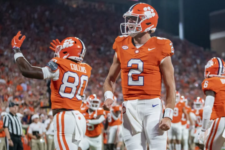 Klubnik accounts for 4 TDs in Clemson's 48-14 victory over Florida Atlantic