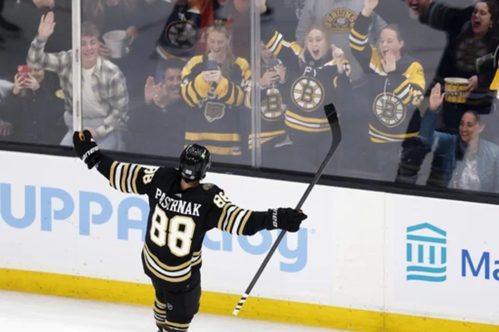 James van Riemsdyk scores 2 PP goals; Bruins beat Nashville 3-2