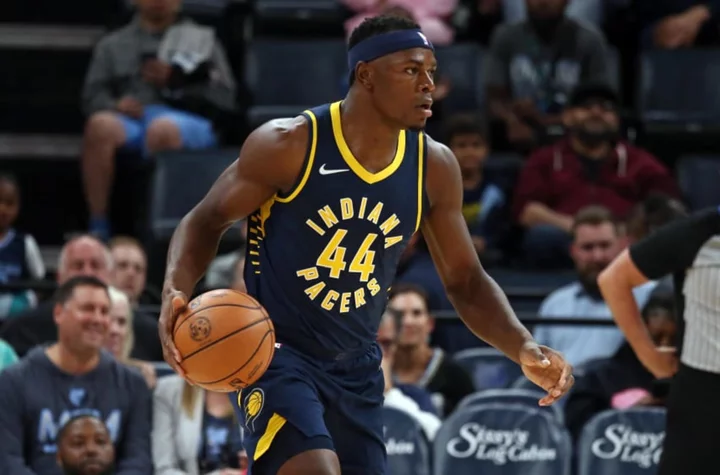 Pacers call on G League force to fill frontcourt void after Jalen Smith injury