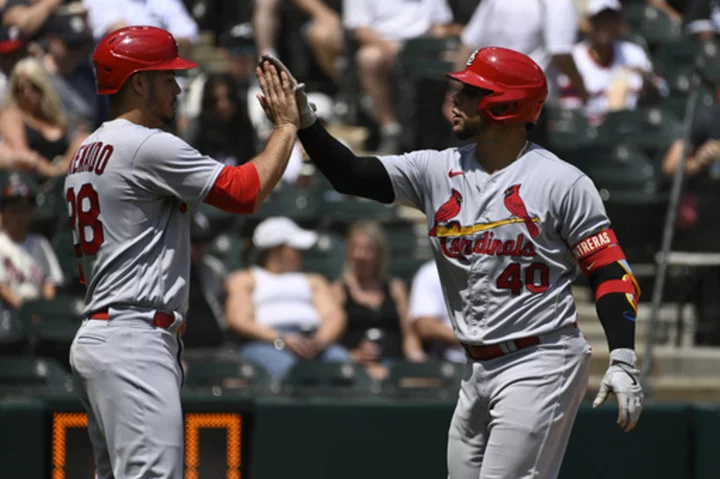 DeJong, Contreras lead Cards past White Sox 4-3 in 10 innings