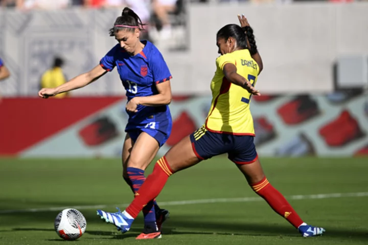 Fishel, Shaw score first U.S. goals and the American women defeat Colombia 3-0