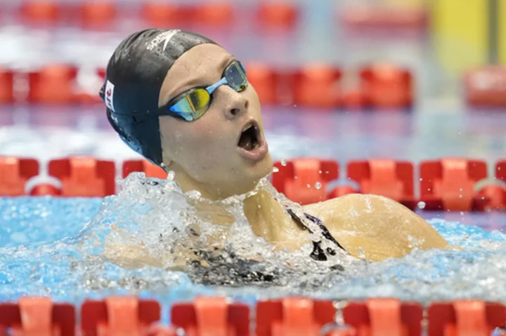 Canadian Summer McIntosh, 16, gets second gold medal at swimming worlds in Japan