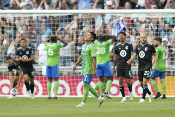 Sounders' Yeimar scores for both teams in 1-1 draw with Minnesota