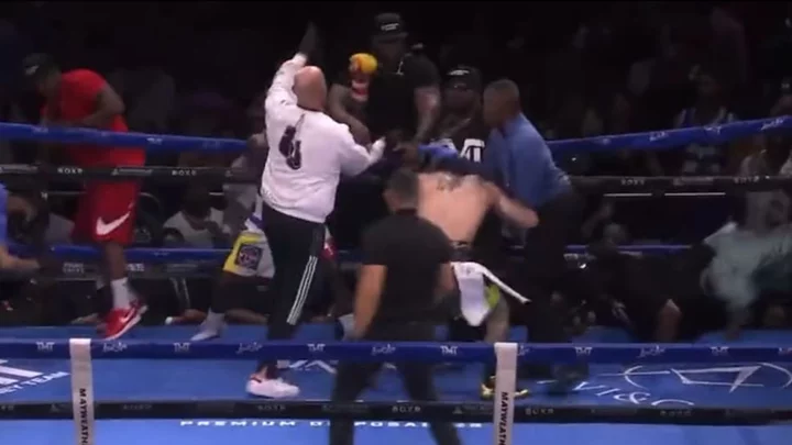 Floyd Mayweather, John Gotti III Fight Ends With Huge In-Ring Brawl