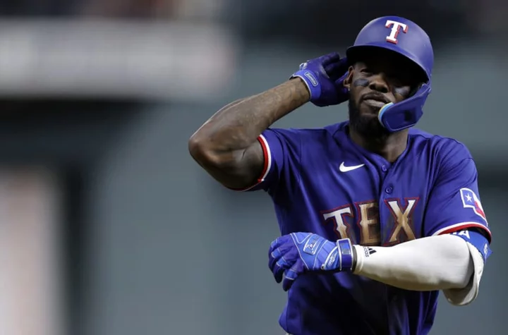 Rangers fans take Astros trolling to next level during Adolis Garcia World Series AB