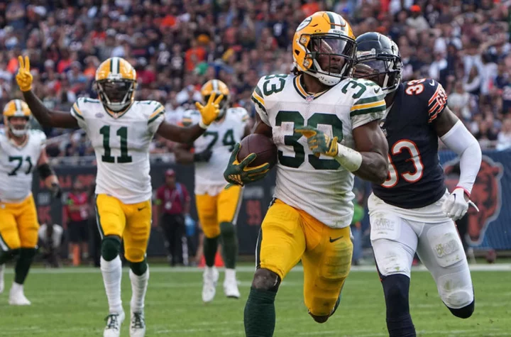 Is Aaron Jones playing this week? Latest Packers vs. Falcons injury update