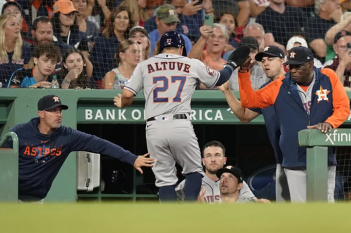 Jose Altuve blasts 2-run HR to complete 1st cycle of his career, Astros crush Red Sox 13-5