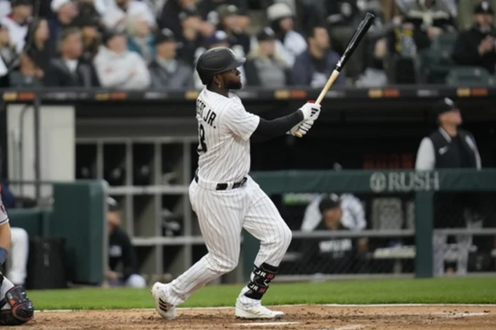 Luis Robert Jr. stars as Chicago White Sox top Houston Astros 3-1