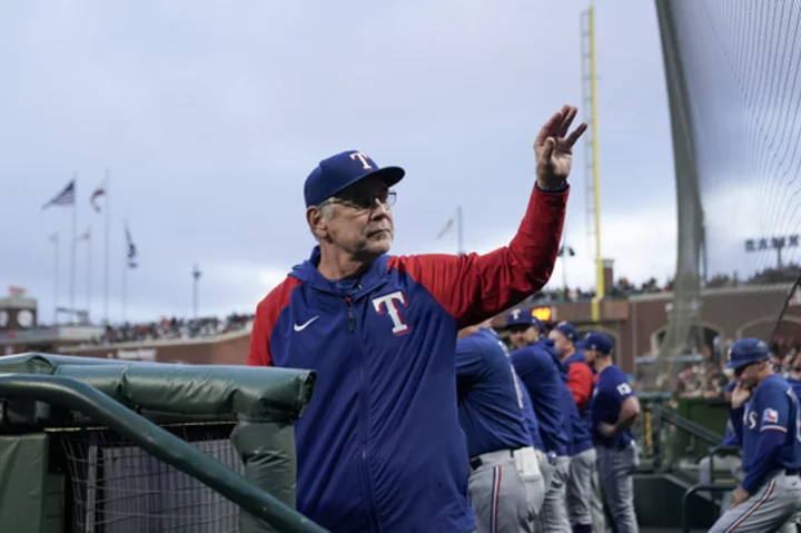 Bruce Bochy returns to San Francisco to face former club, Rangers beat Giants 2-1