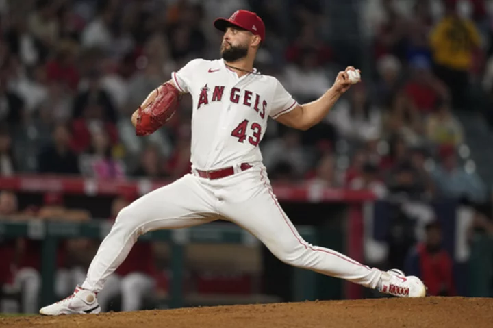 Angels pitcher Patrick Sandoval leaves start vs Texas in 4th inning with right oblique tightness