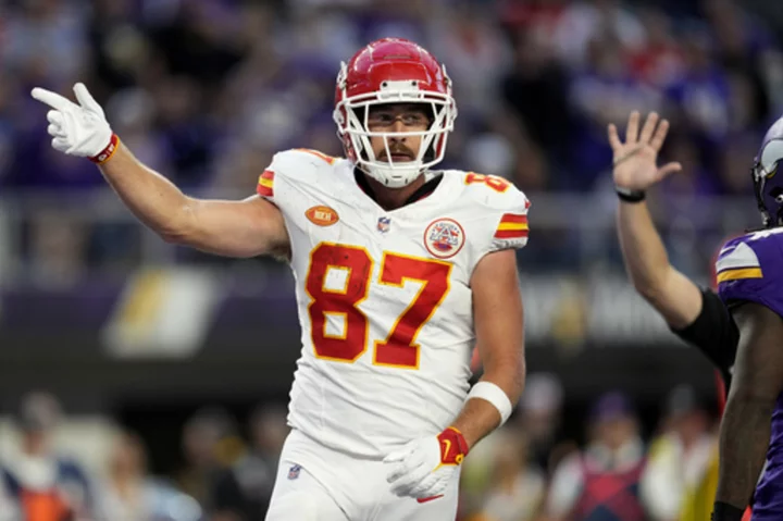 Chiefs have Travis Kelce available; Broncos get Greg Dulcich back for AFC West matchup