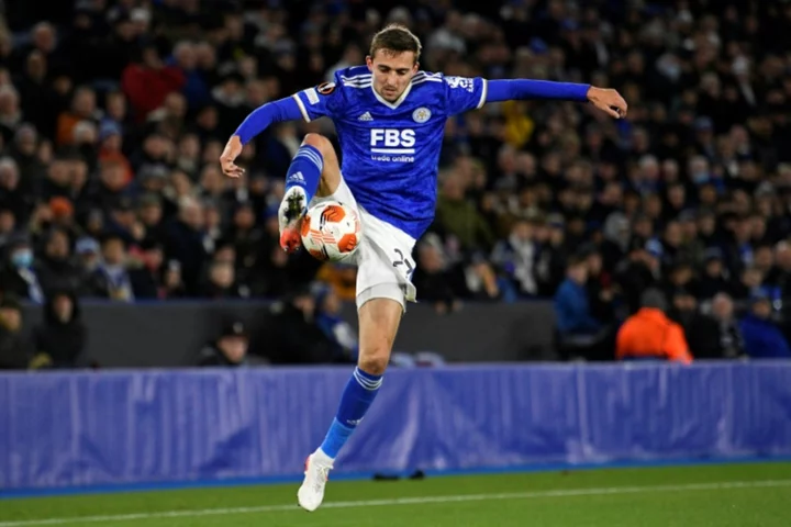 Fulham sign Leicester defender Castagne