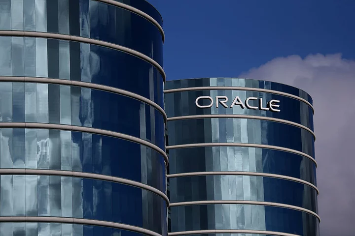 Buy Oracle Stock, Analyst Says. ‘The Math Is Working’ in Company’s Favor.