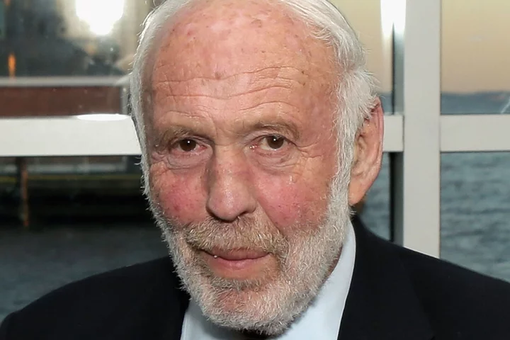 RenTech’s Jim Simons Donates a Record $500 Million to Stony Brook