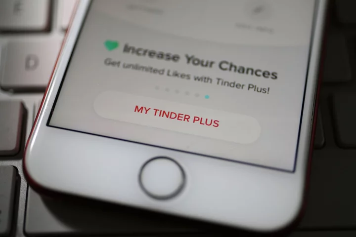 Tinder Offers $500-a-Month Subscription to Its Most Active Users