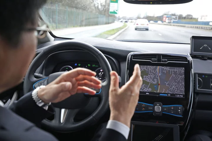 Self-driving cars will cause ‘moral panic’ – transport minister
