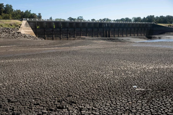Uruguay Drought Forces Government to Subsidize Bottled Water