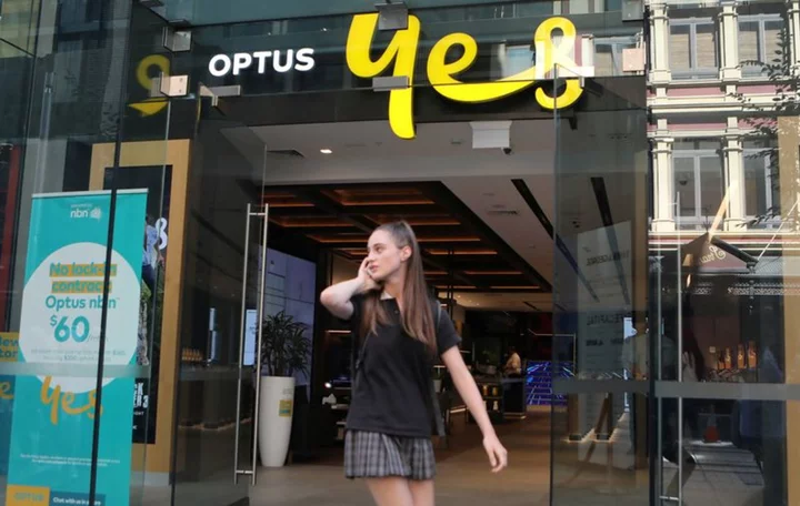 Australia's Optus hit by national network outage