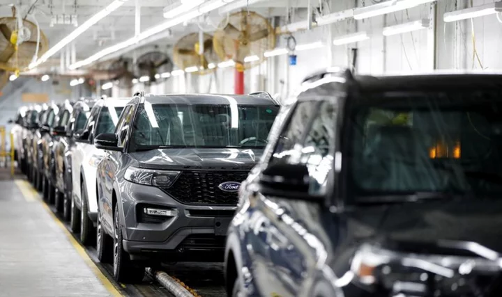 Ford recalls 422,000 SUVs because rear view camera display may fail