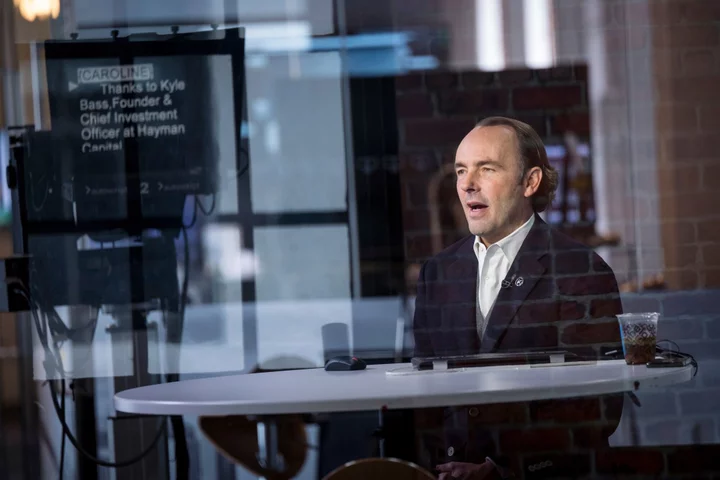 Kyle Bass Urges Investors to Develop Data Centers in a Play for AI