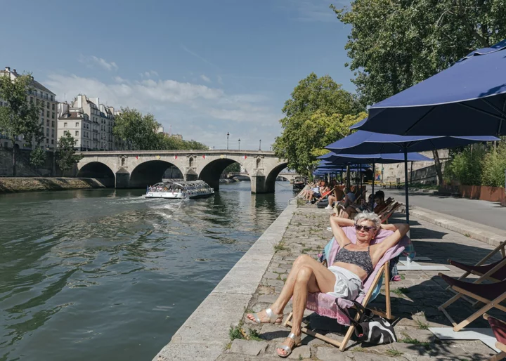 European Capitals Set for Autumnal Warmth Over Coming 10 Days