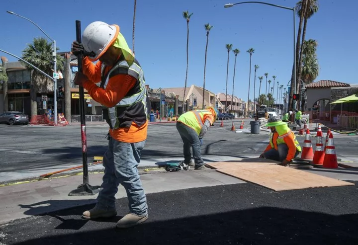 US Southwest broils as prolonged heat wave stretches from coast to coast