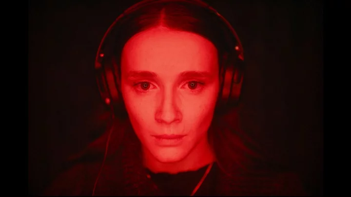 'Red Rooms' review: Austere giallo for our tech-detached age