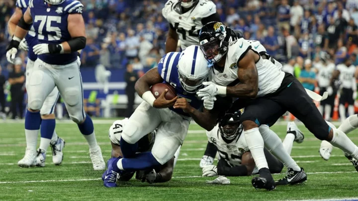 Anthony Richardson Left His First Game After a Helmet-to-Helmet Hit