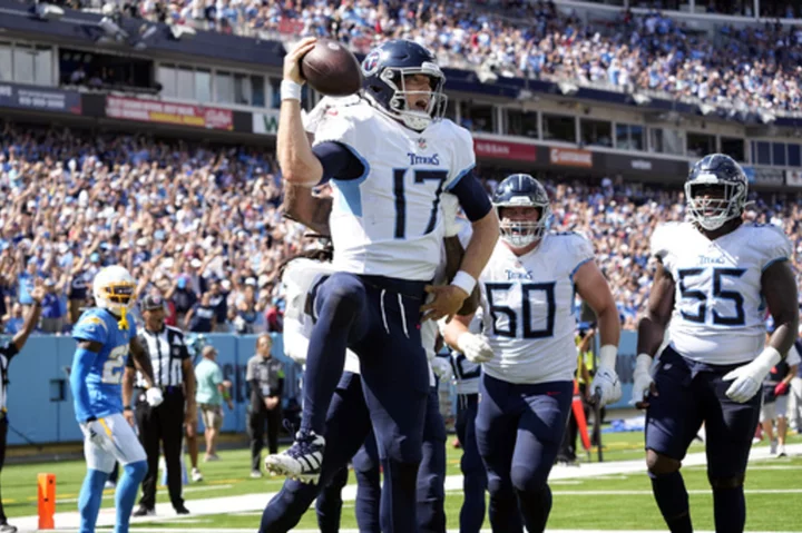 Folk's OT field goal in rain helps Titans snap 8-game skid with 27-24 win over Chargers